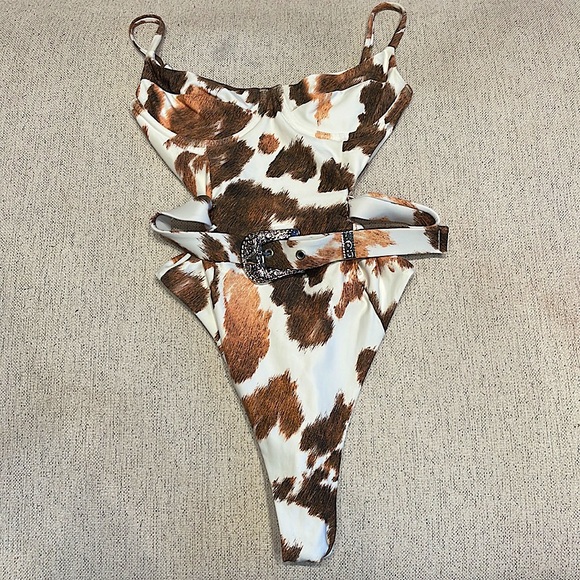 WeWoreWhat | Onia - Cowhide Cow One-Piece Swimsuit - XS - Worn by Kardashians - Picture 14 of 14